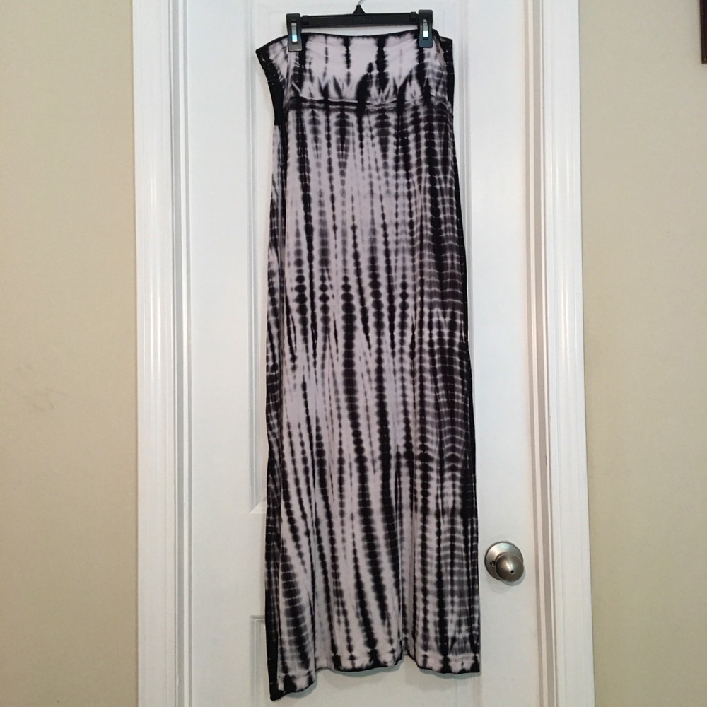Tie Dye Maxi Skirt!